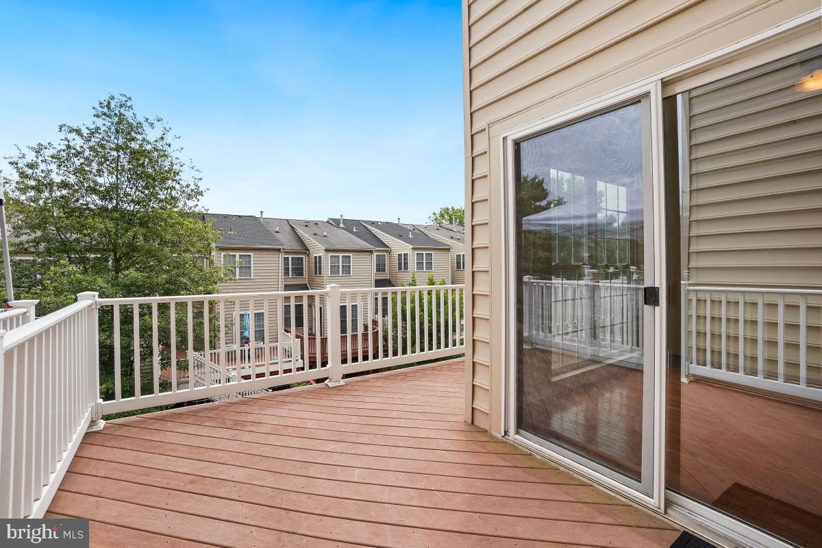 8910 Dawson Manor Drive photo 20