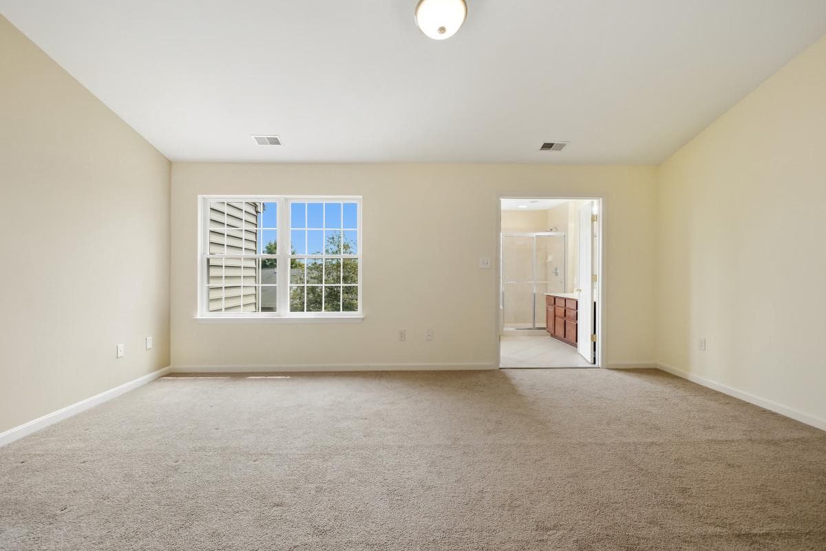 8910 Dawson Manor Drive photo 24