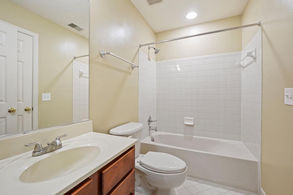 8910 Dawson Manor Drive photo 31