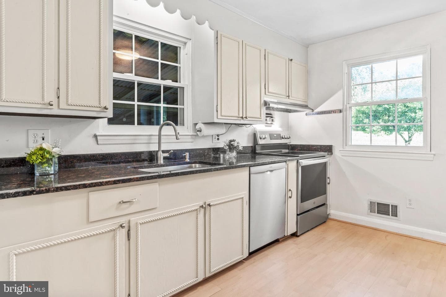 2311 Daniels Road photo 19