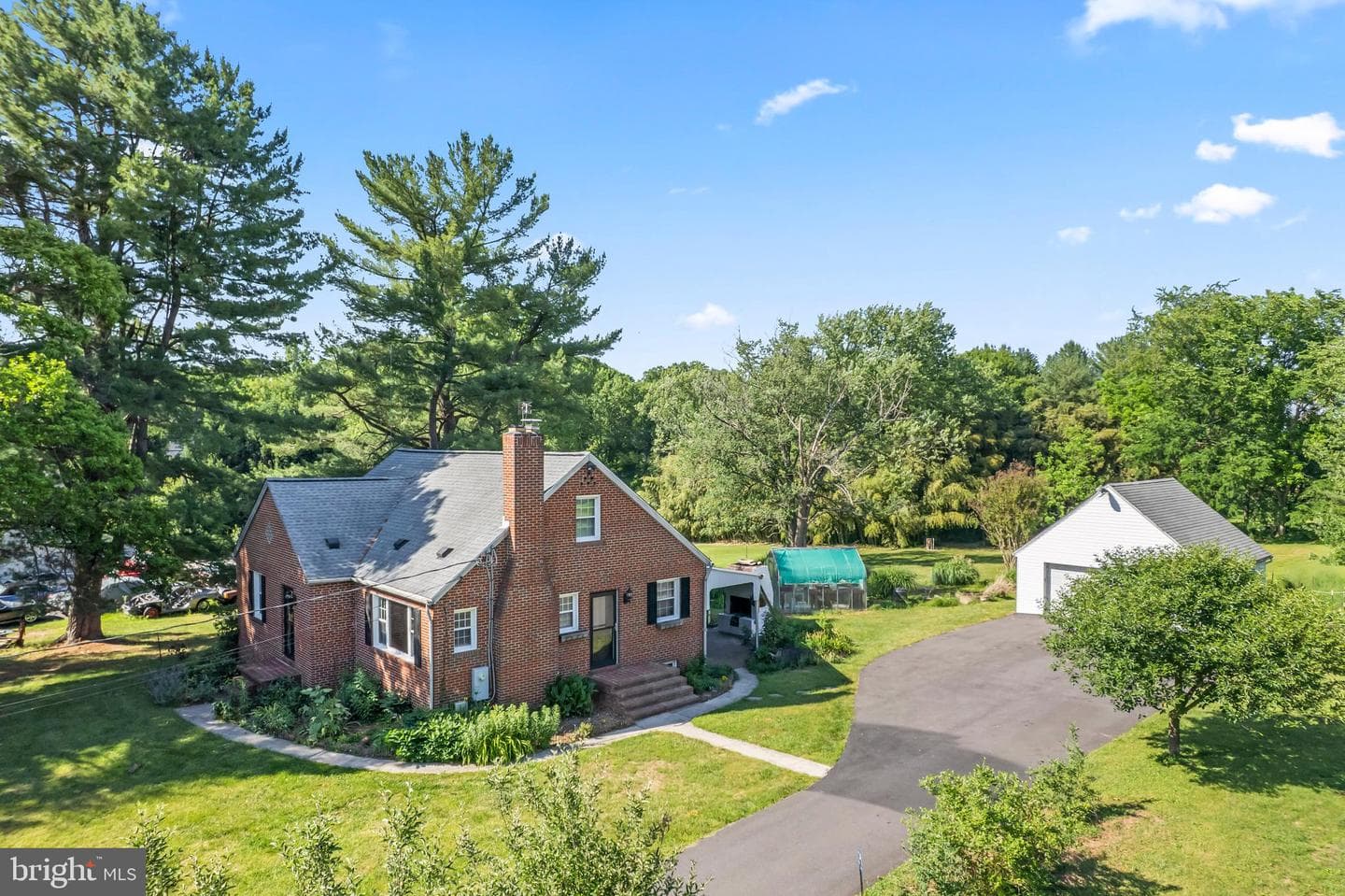 2311 Daniels Road photo 48