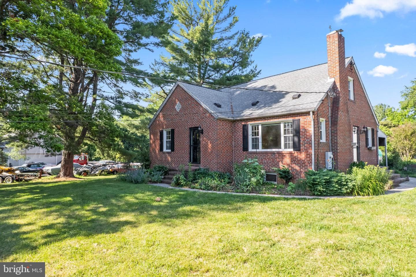2311 Daniels Road photo 5
