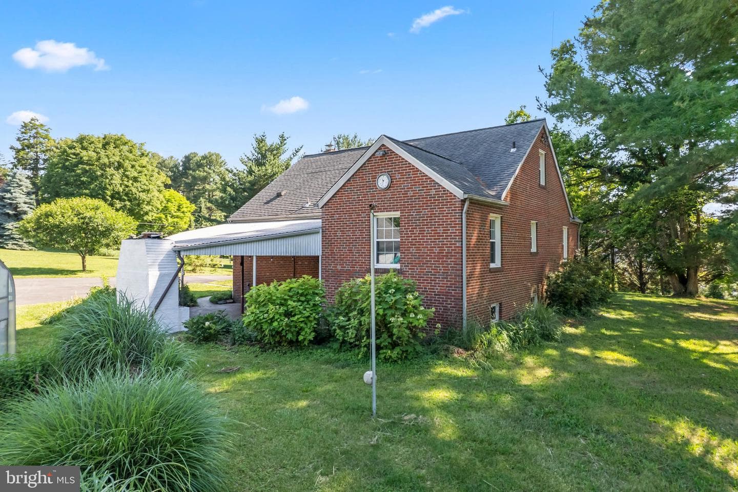 2311 Daniels Road photo 53