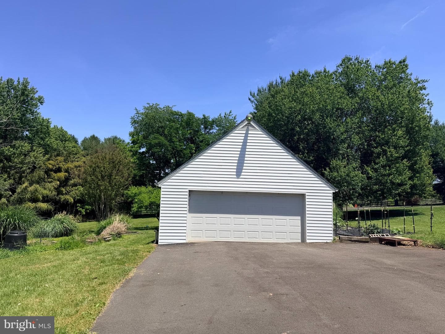 2311 Daniels Road photo 54