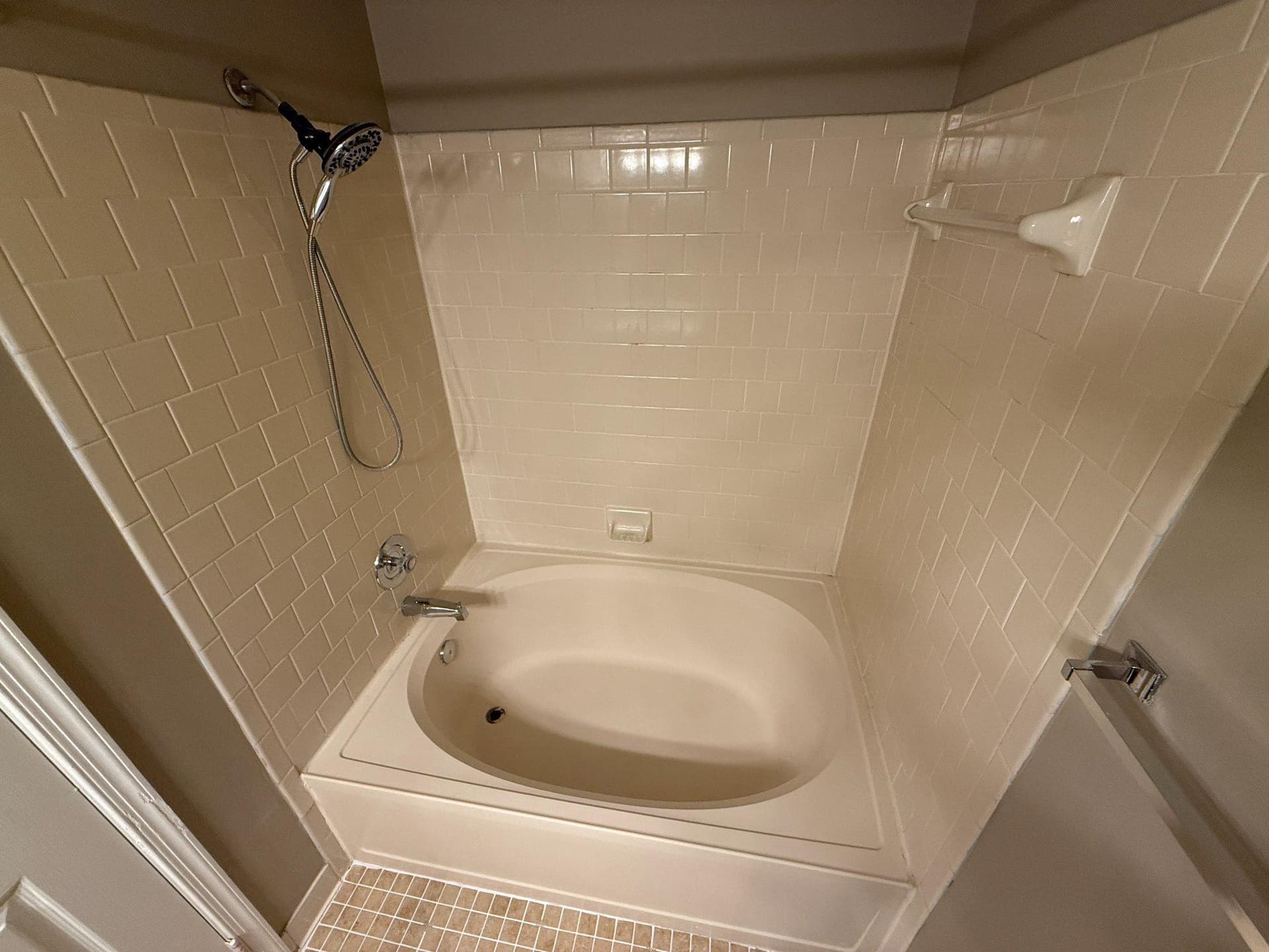 4990 Dorsey Hall Drive #b-4 photo 12