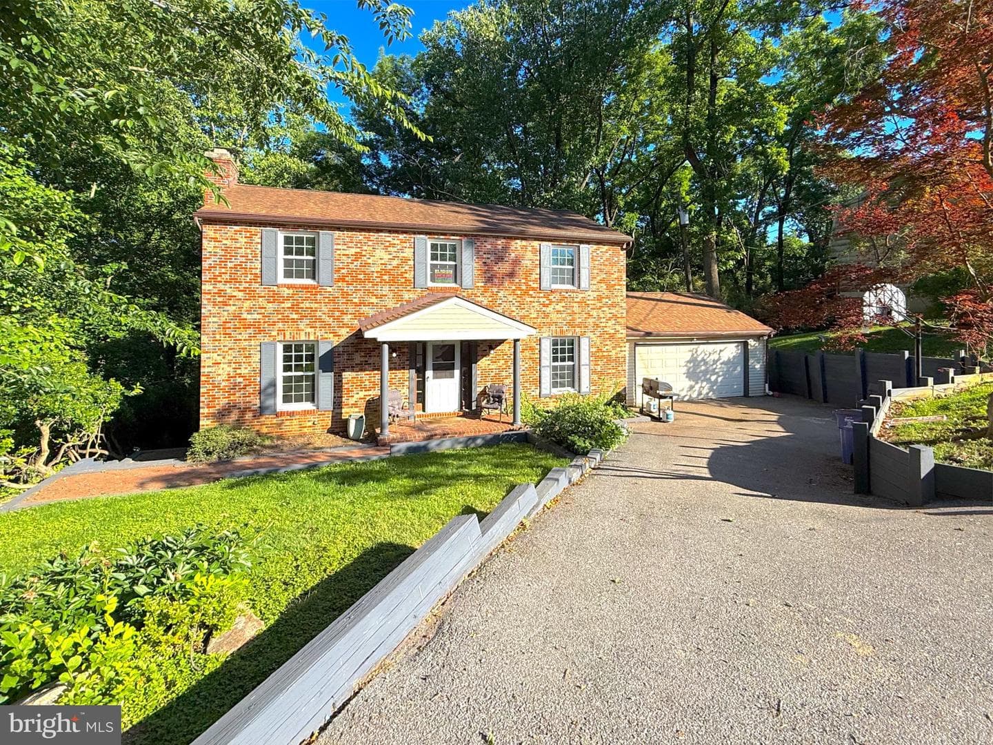 9006 Sidehill Road photo 1