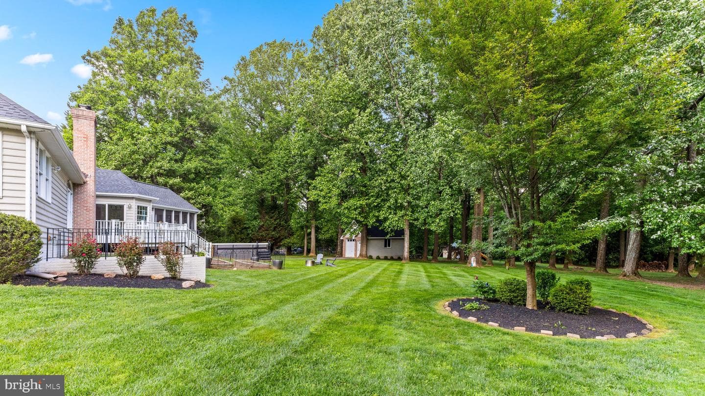 2926 Summer Hill Drive photo 18