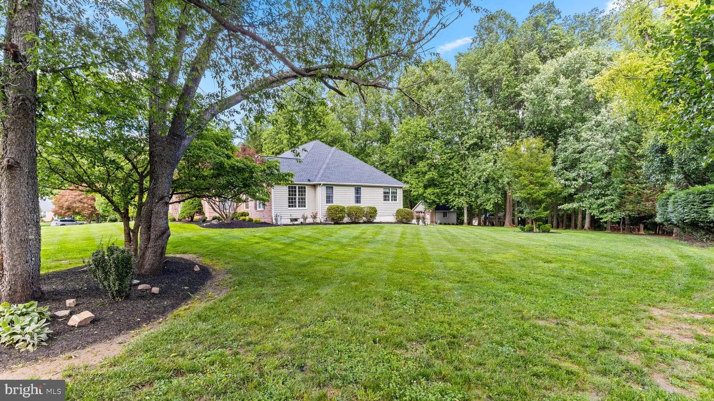 2926 Summer Hill Drive photo 19