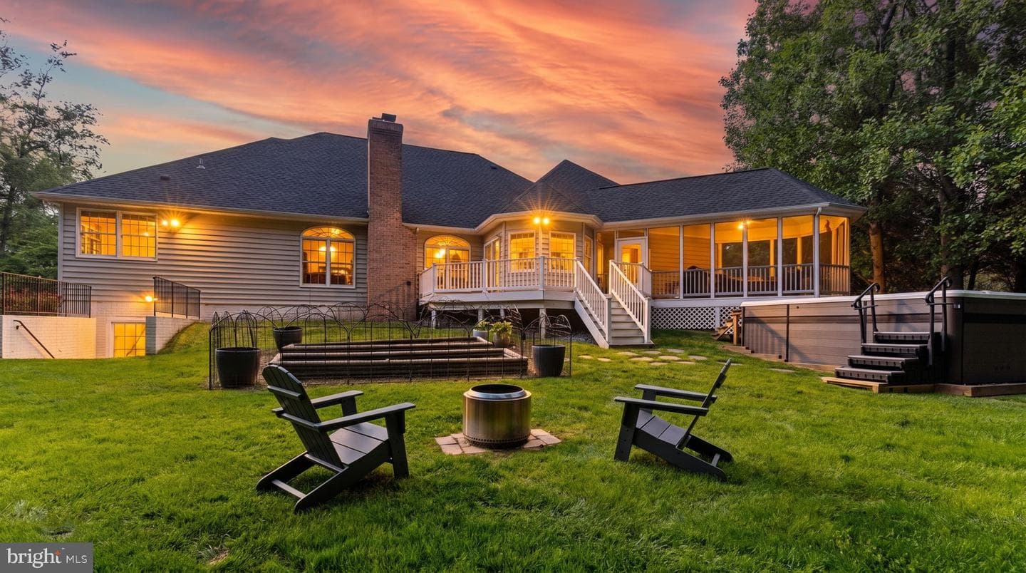 2926 Summer Hill Drive photo 2