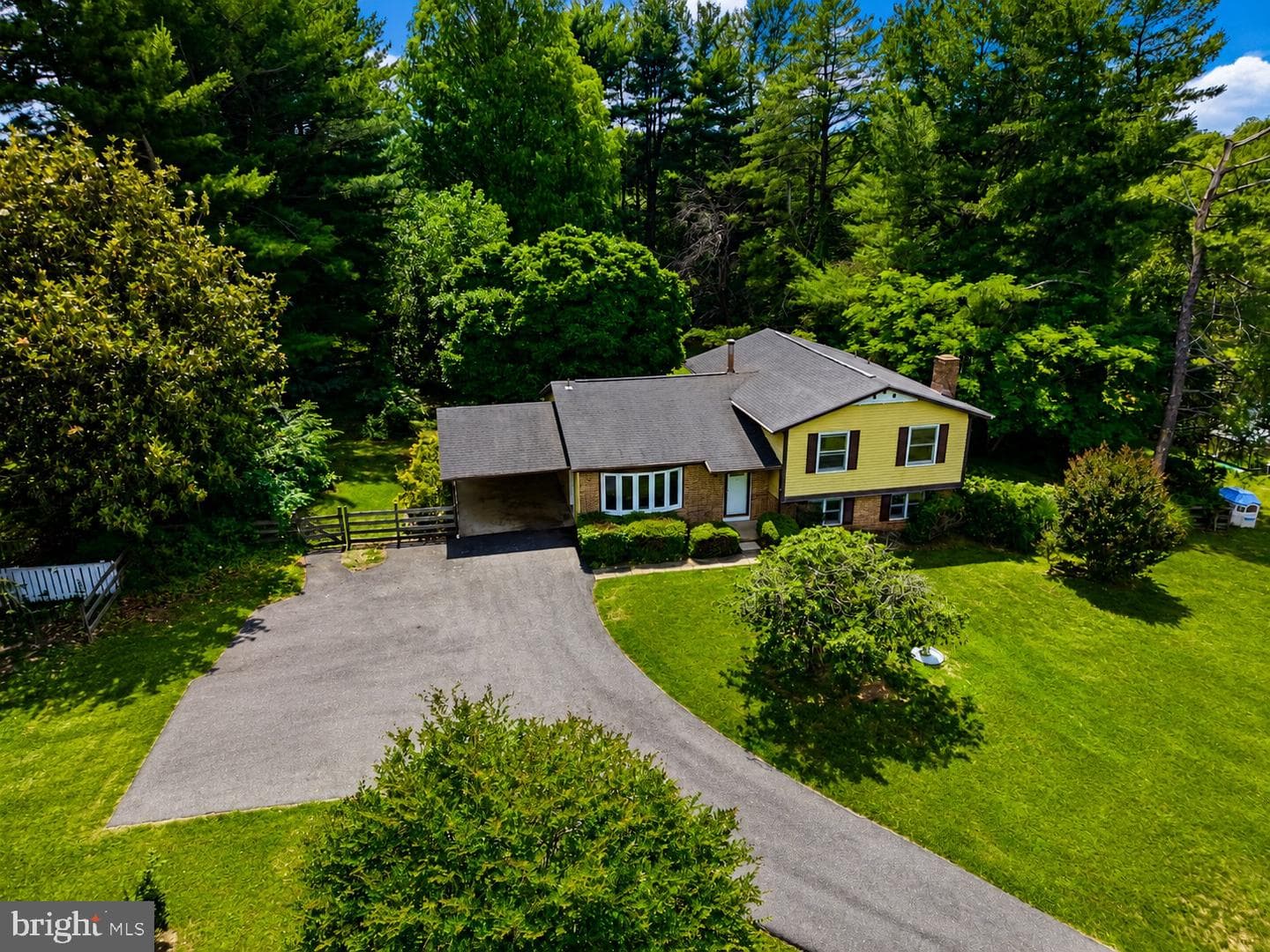 11295 Old Hopkins Road photo 3