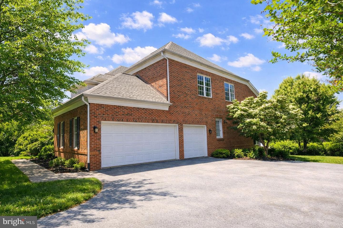 13728 Bold Venture Drive photo 3