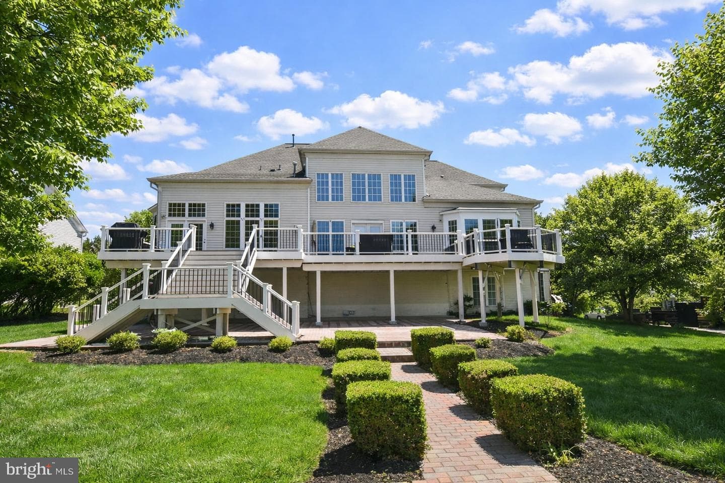 13728 Bold Venture Drive photo 6
