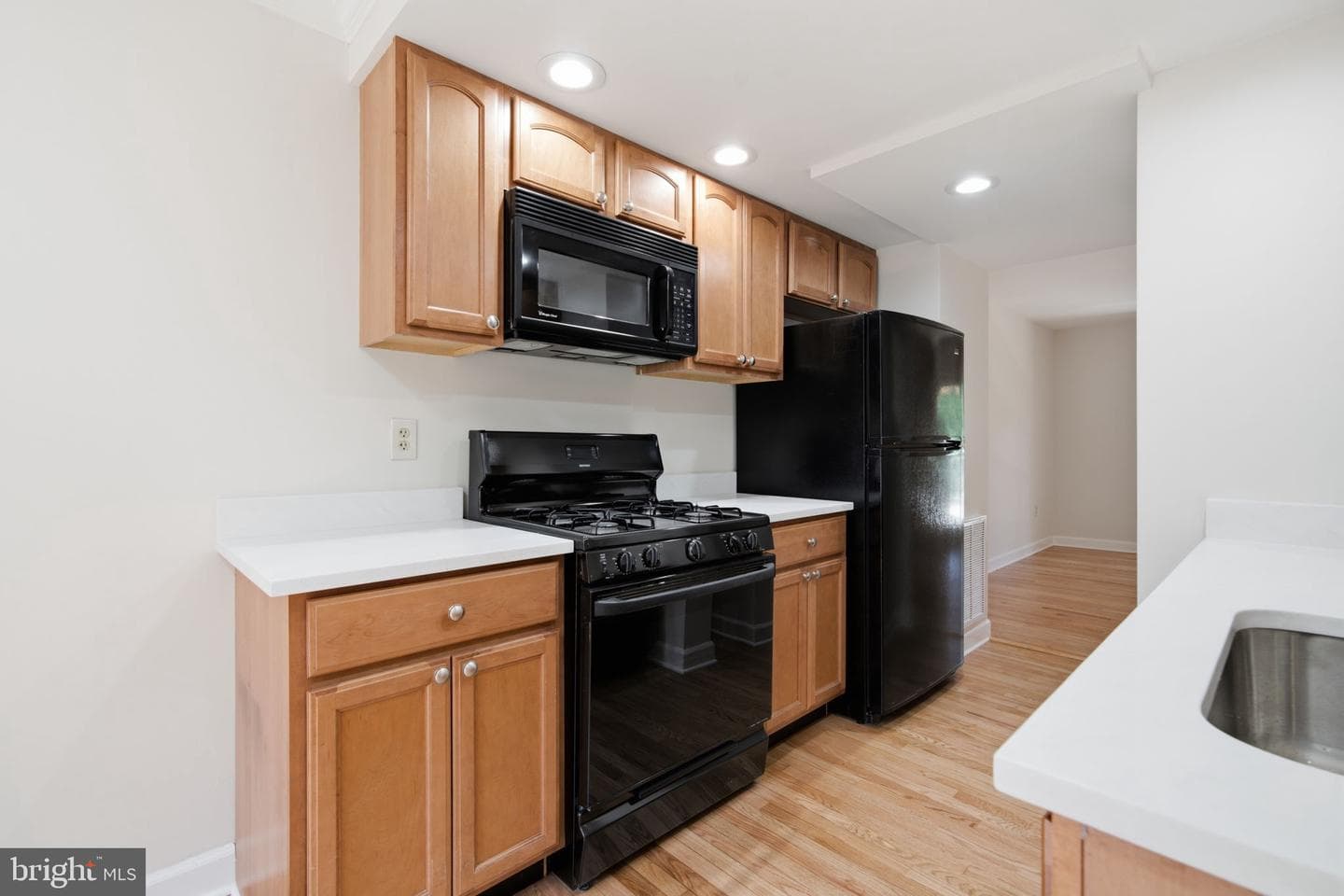 5828 Alderleaf Place photo 12