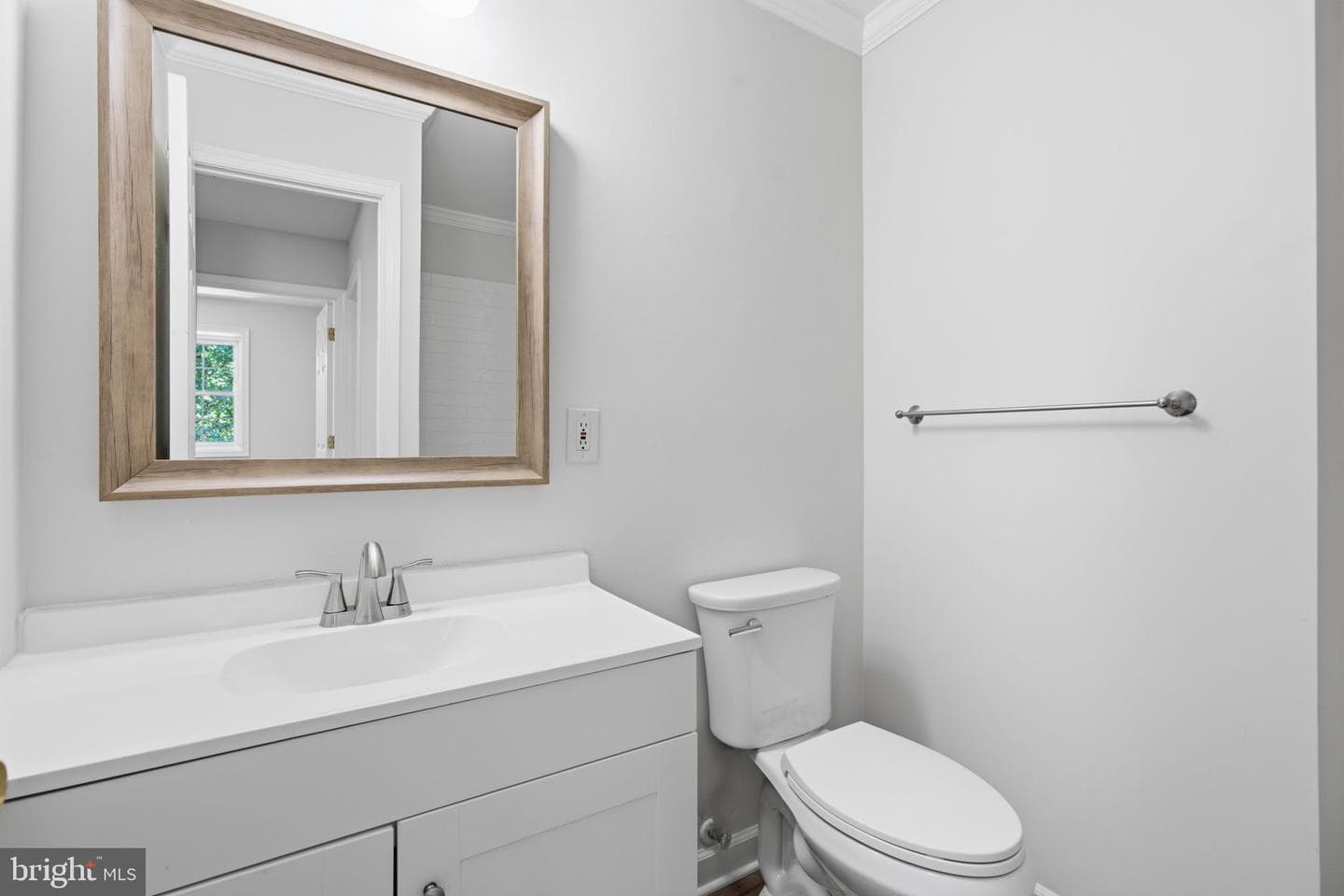 5828 Alderleaf Place photo 35