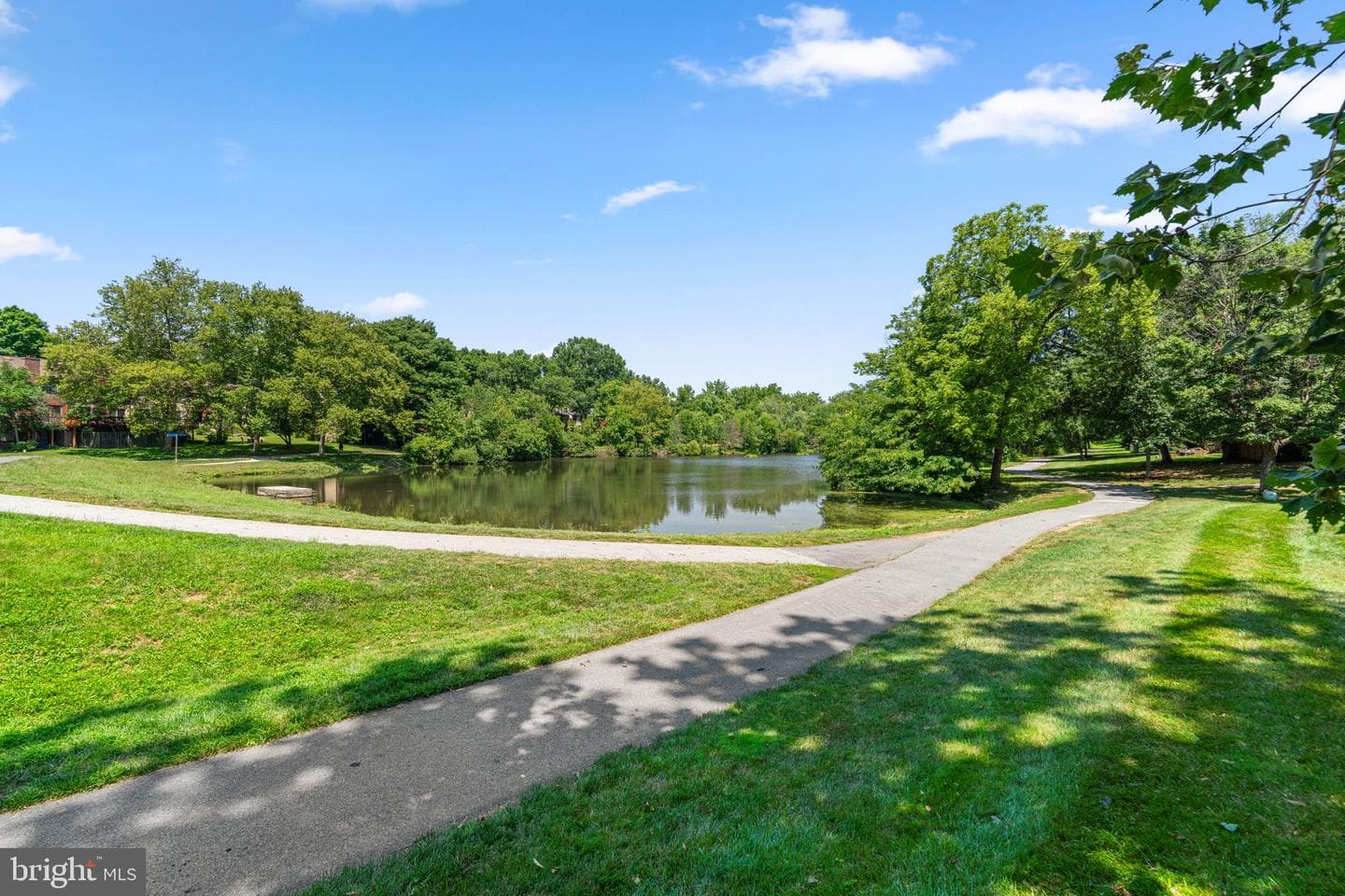5828 Alderleaf Place photo 48