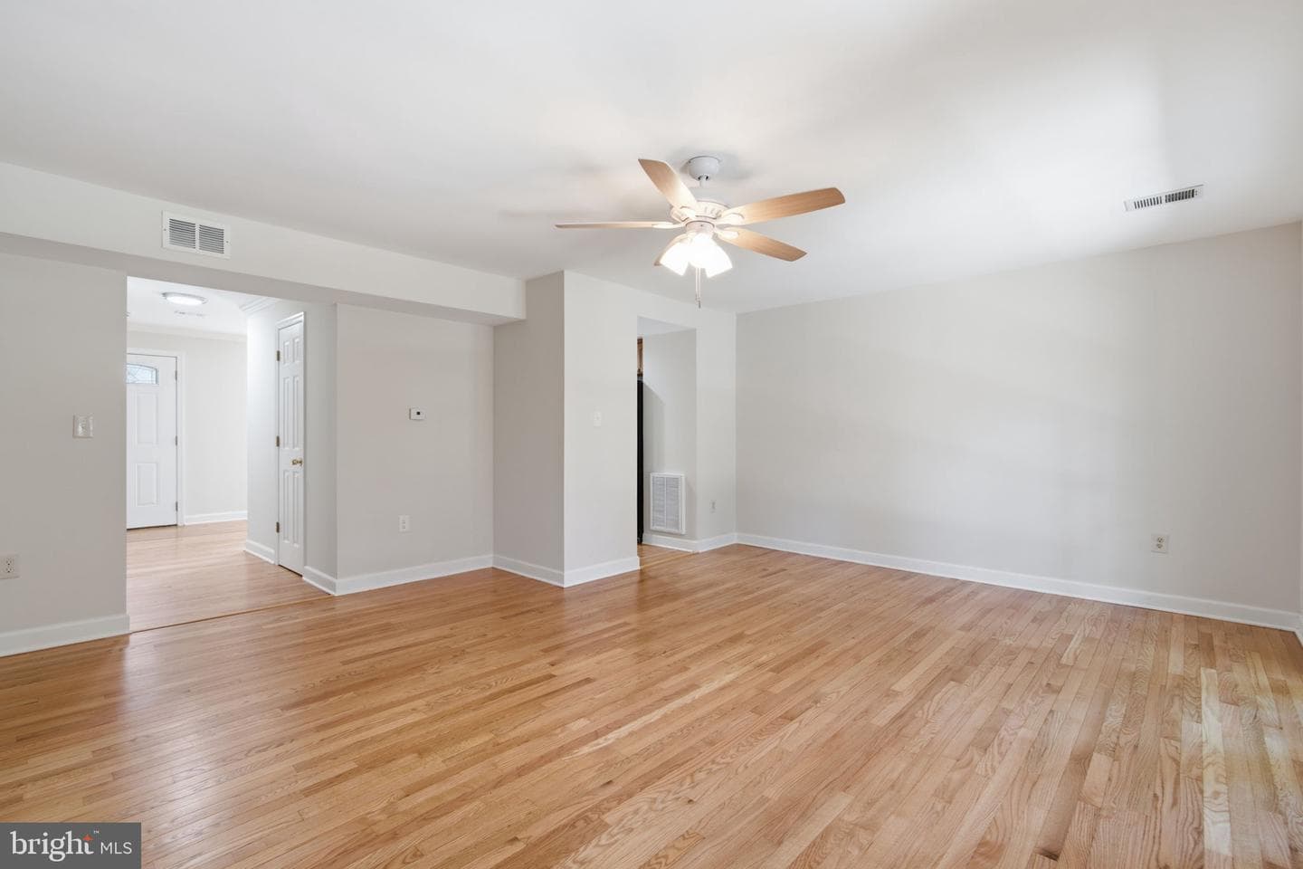 5828 Alderleaf Place photo 5