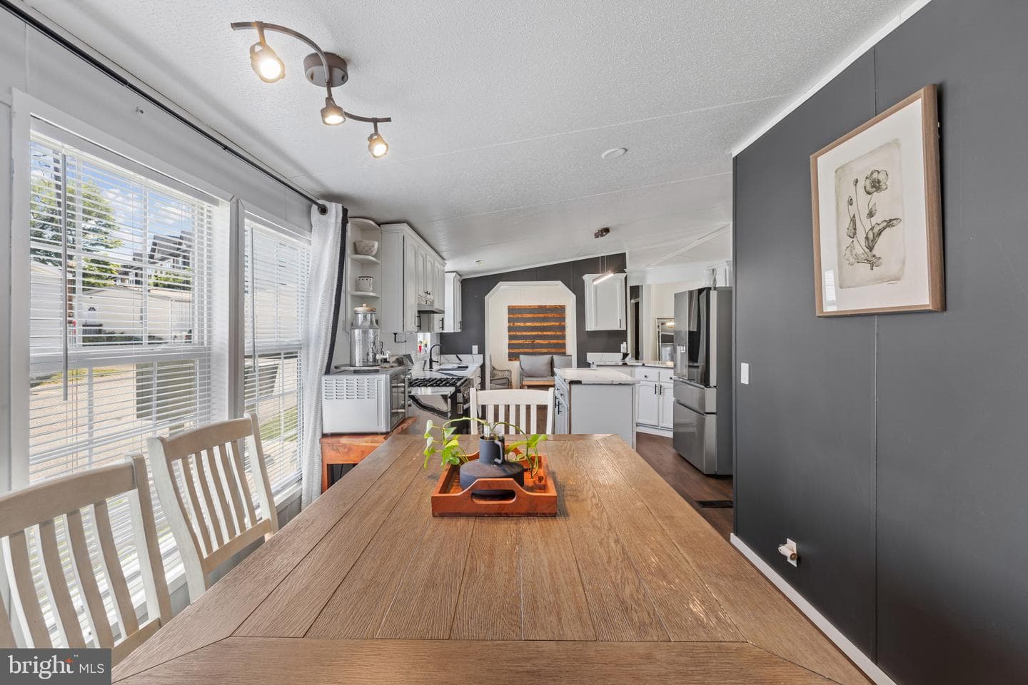 43 Midway Avenue photo 20