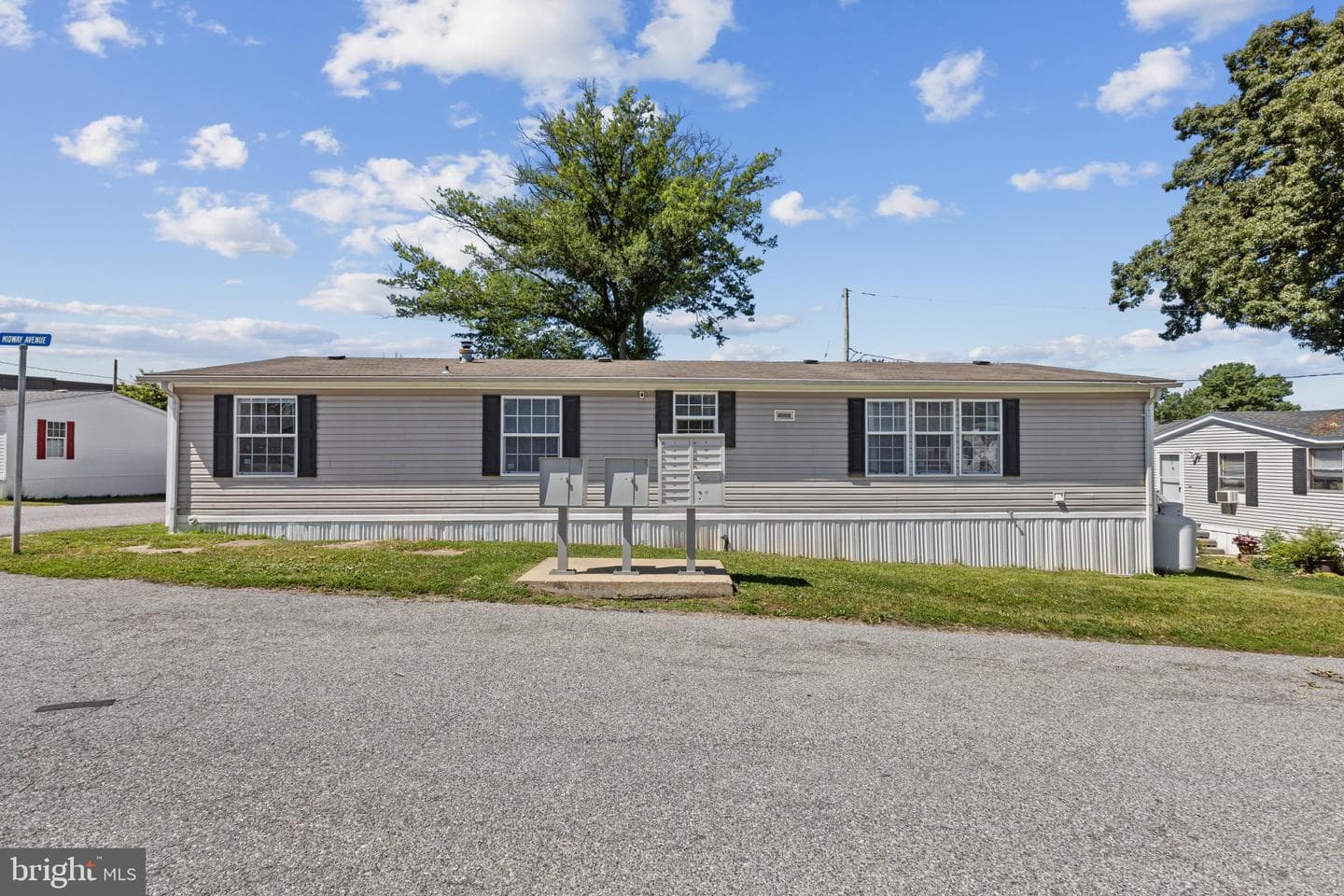 43 Midway Avenue photo 43