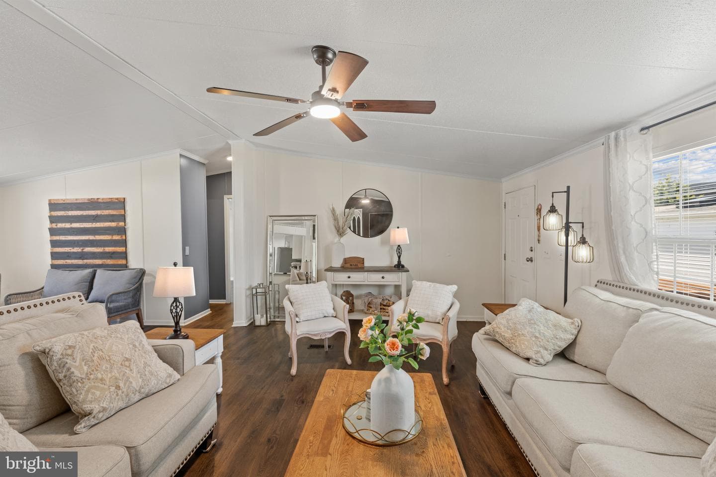 43 Midway Avenue photo 5