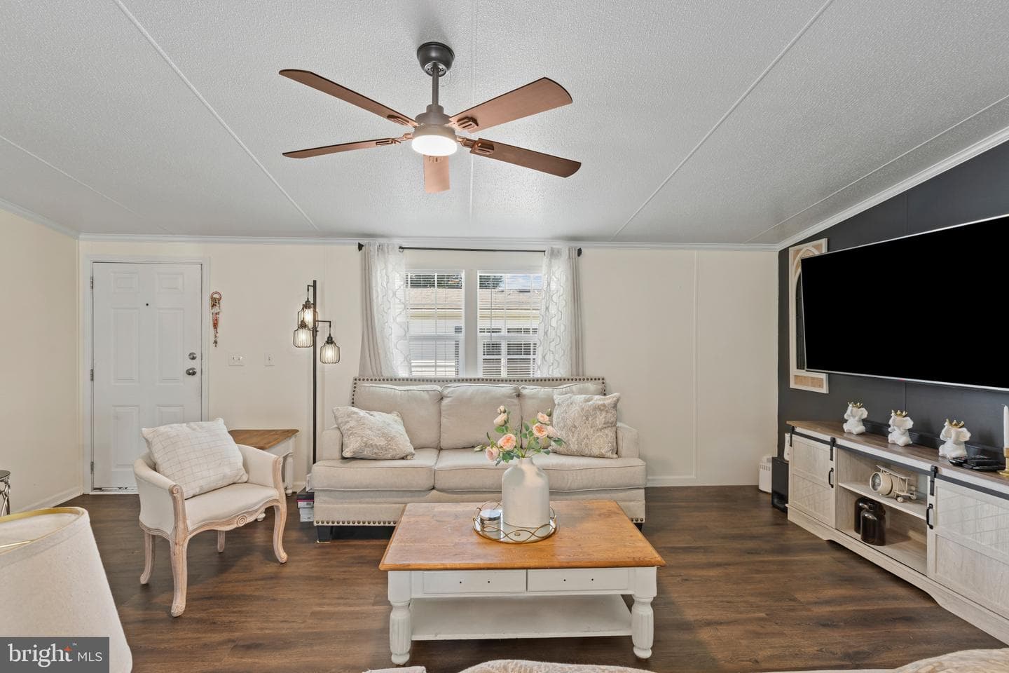 43 Midway Avenue photo 7