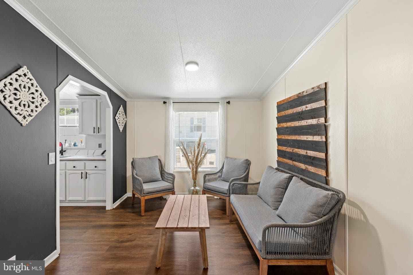 43 Midway Avenue photo 9