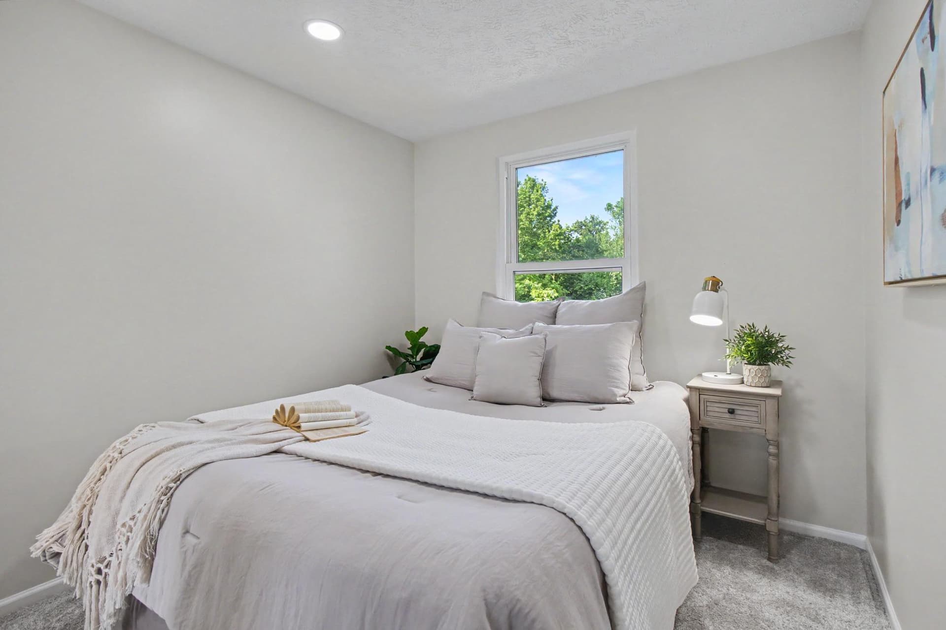 6718 Quiet Hours E photo 6
