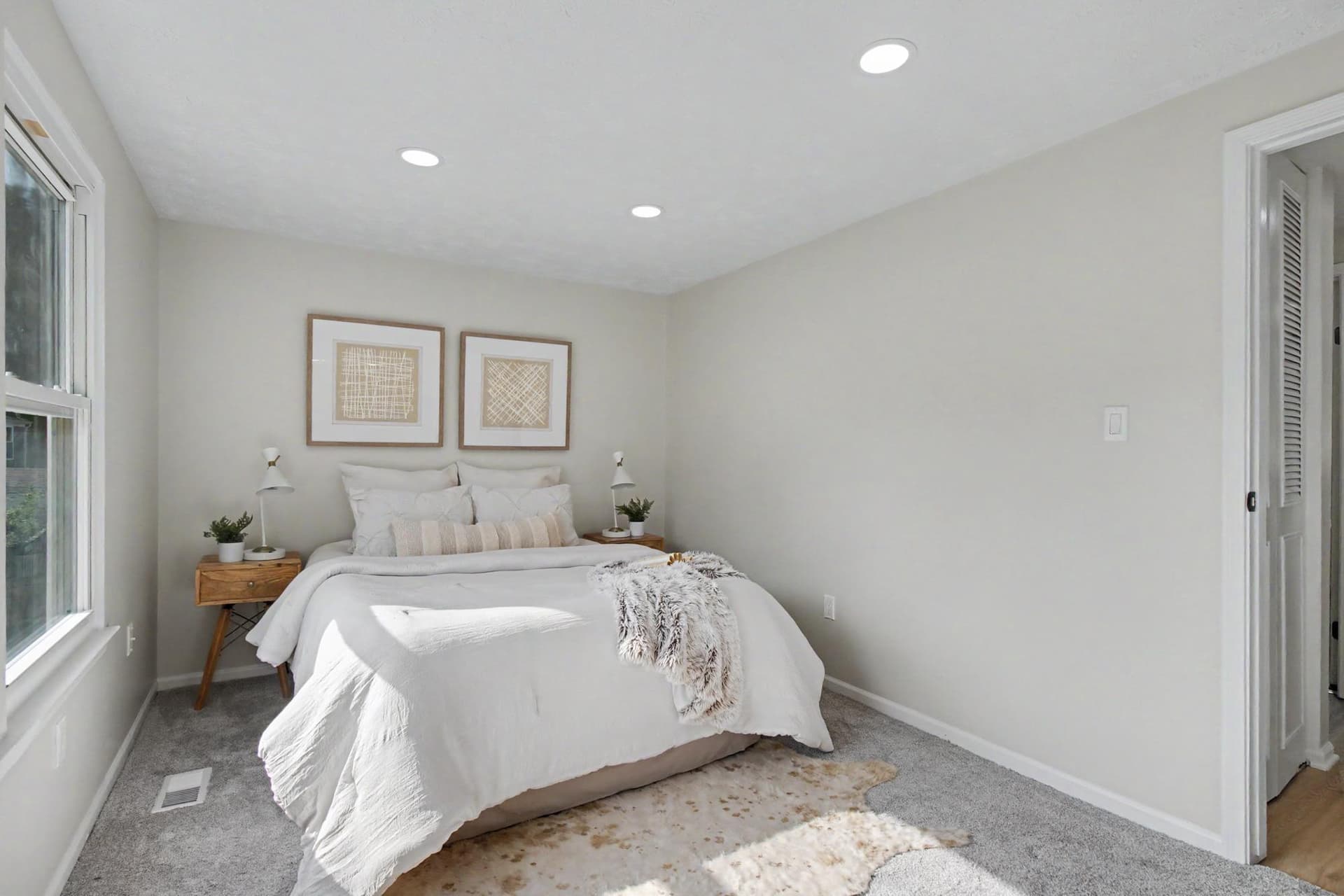6718 Quiet Hours E photo 9