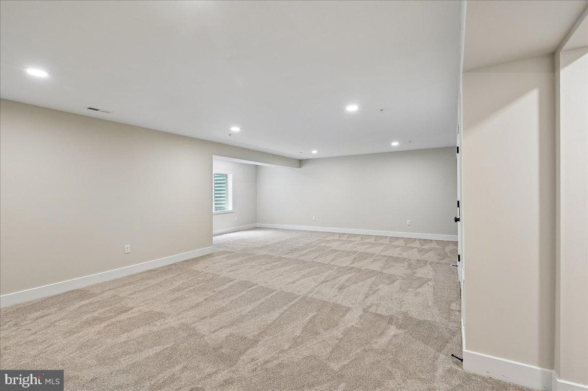9312 Madison Avenue photo 42