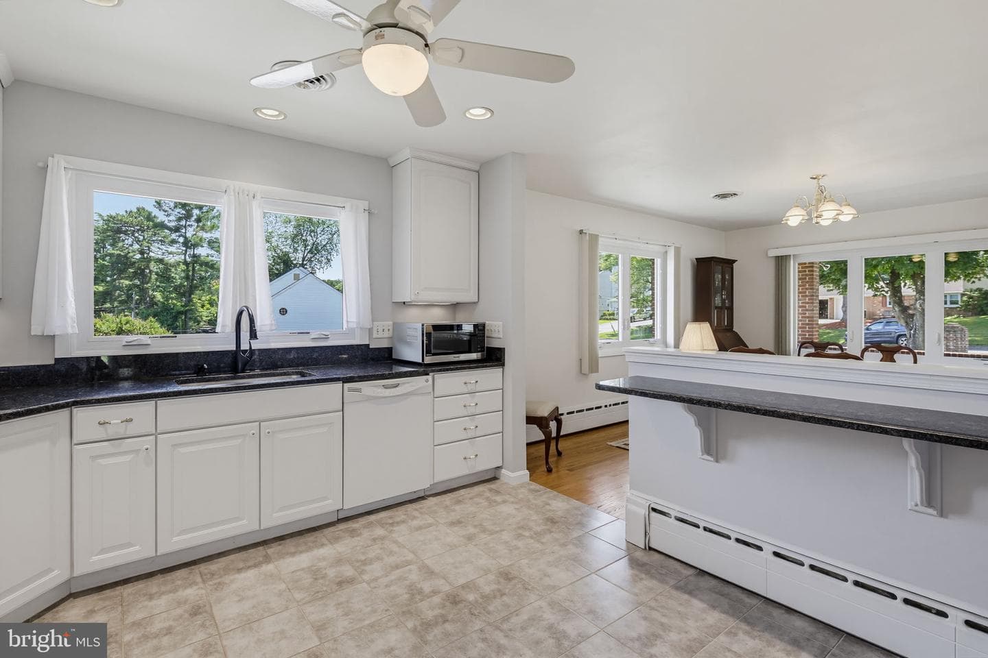2901 Chestnut Hill Drive photo 5