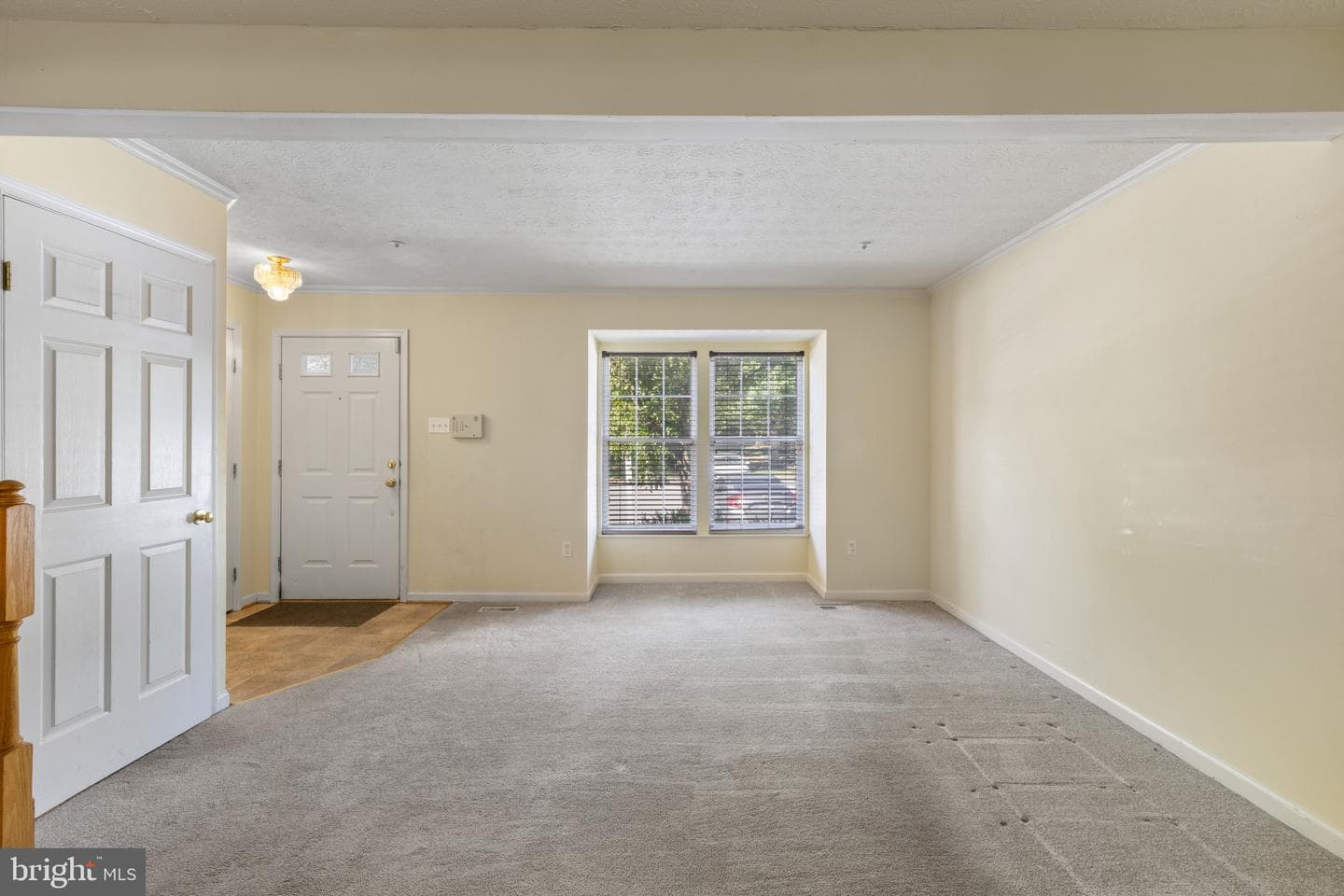 8813 Evermore Court photo 6