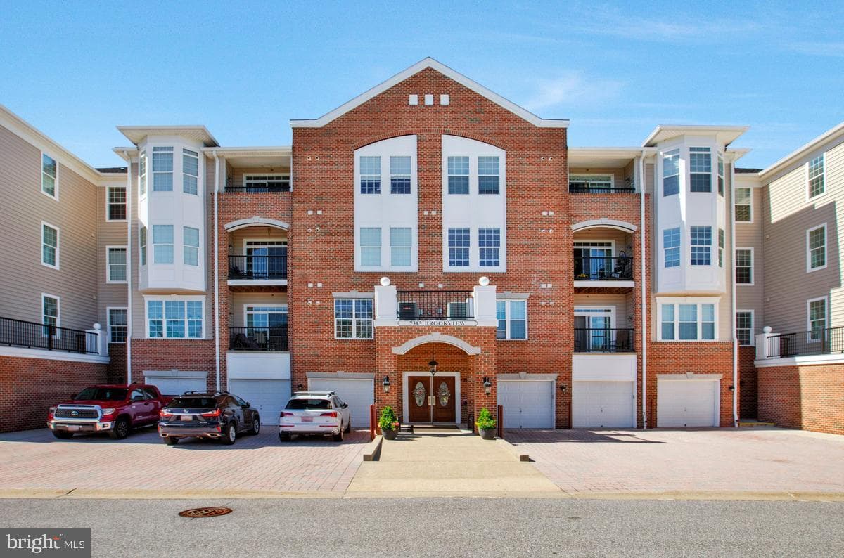 7315 Brookview Road #207, Elkridge