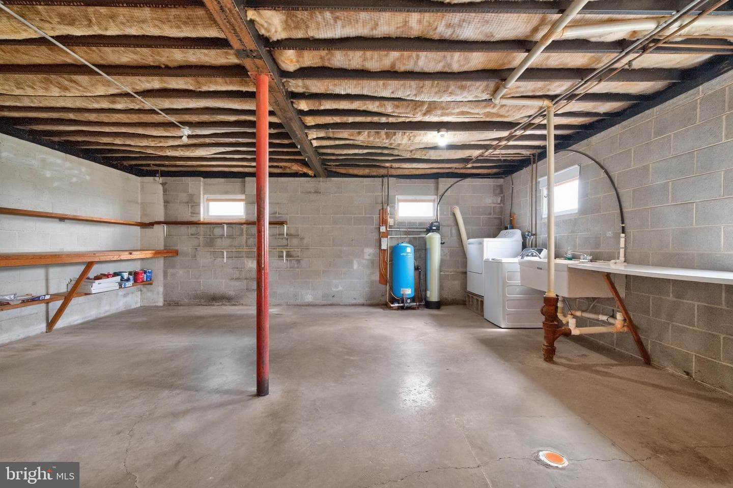 13835 Howard Road photo 33
