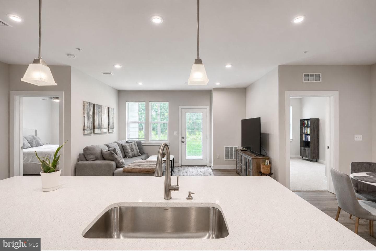10411 Resort Road #v photo 7