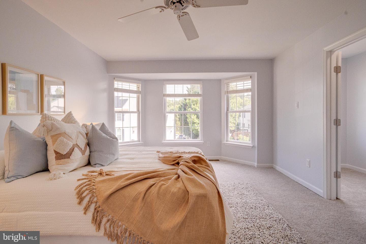 9474 Ridgeview Drive photo 32