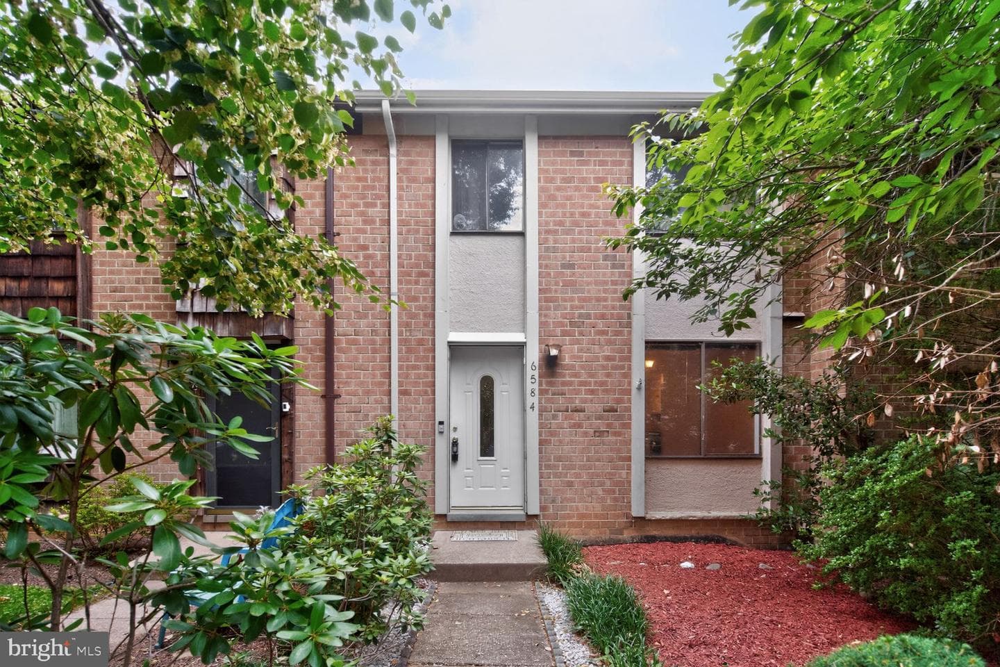 6584 Sweet Fern, Columbia