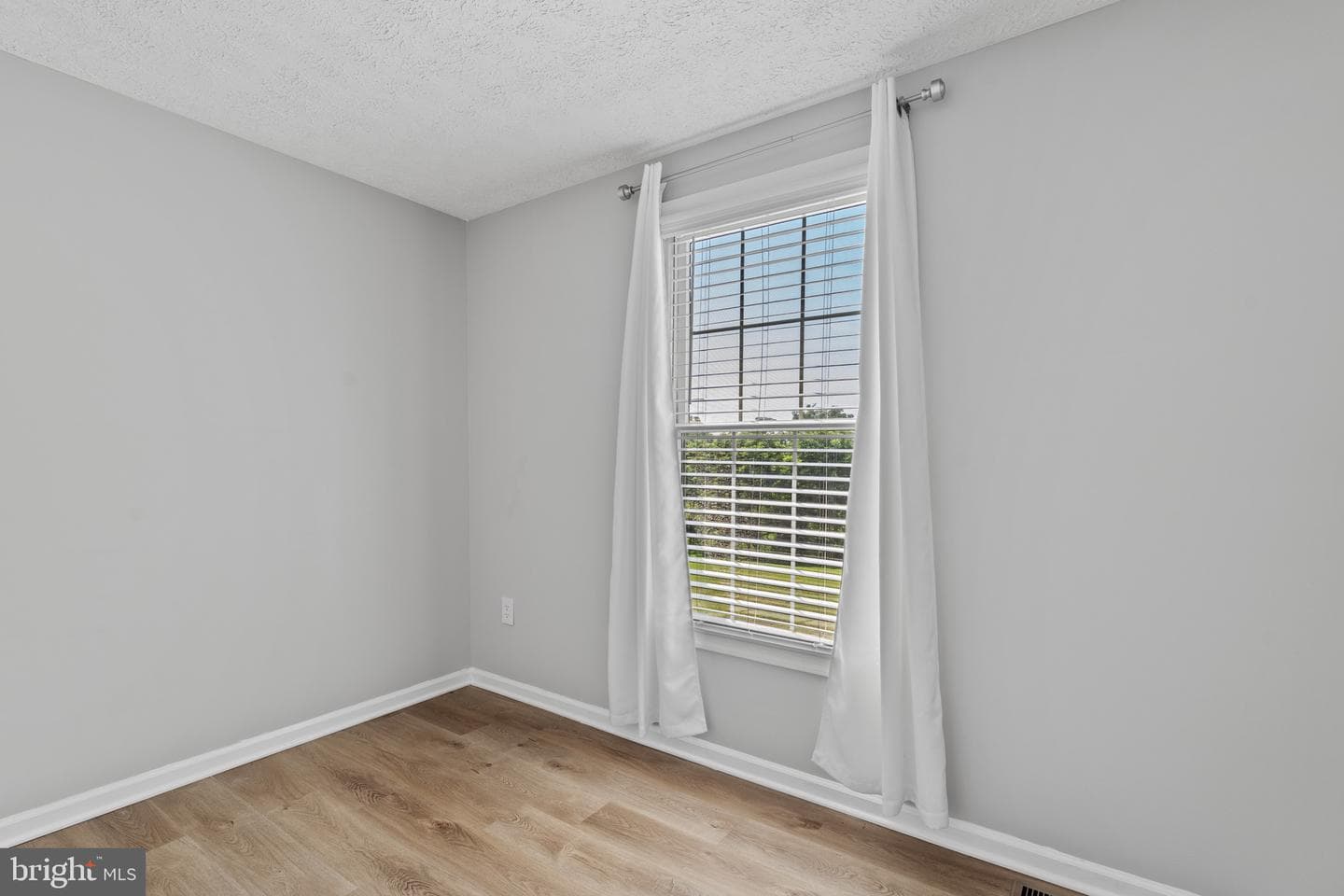 6300 Wimbledon Court photo 29