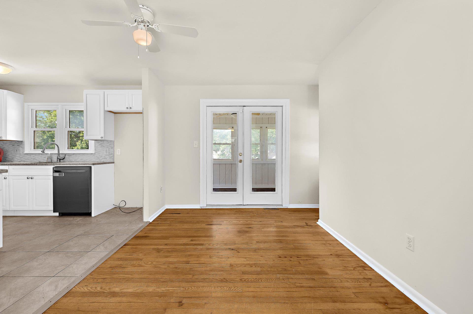 5822 Forest Hill Road photo 10