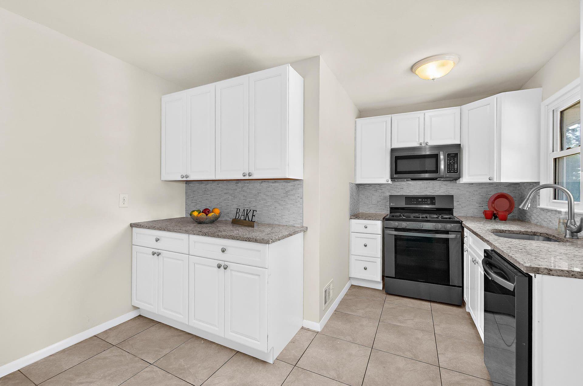 5822 Forest Hill Road photo 18
