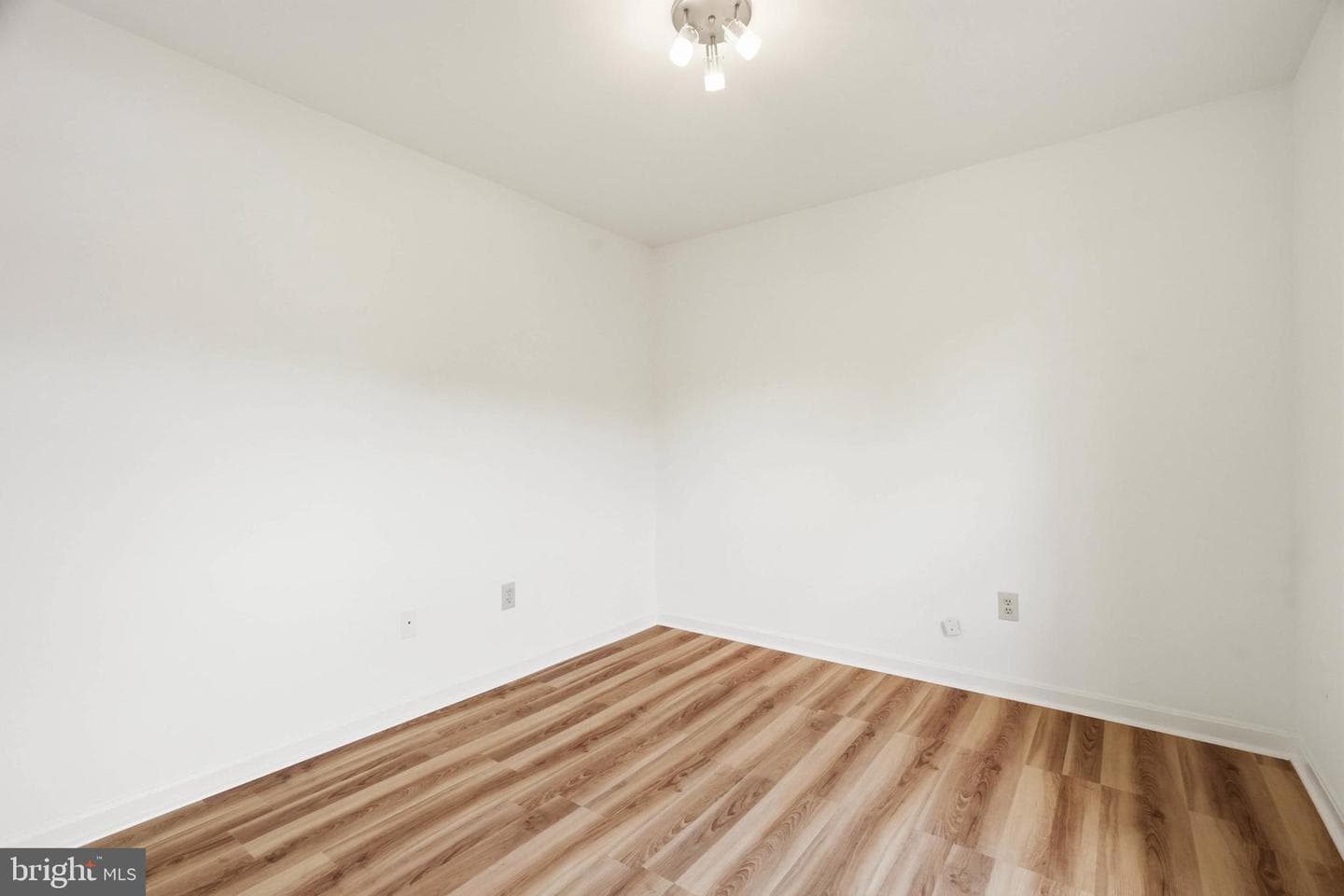 10209 Lawnmarket Court photo 7