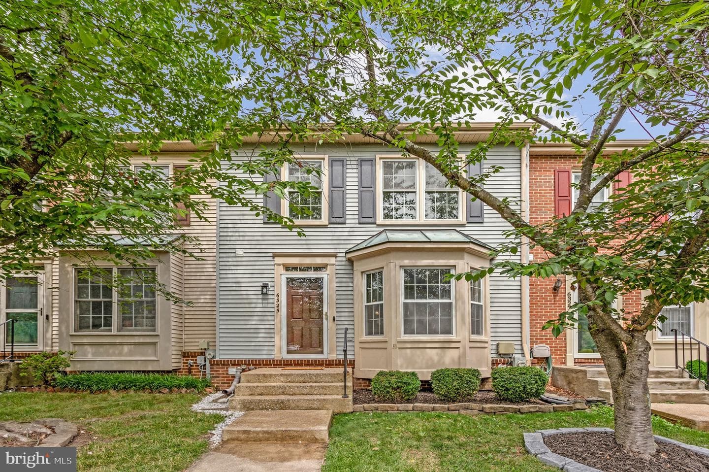 6325 Hampton Place photo 1