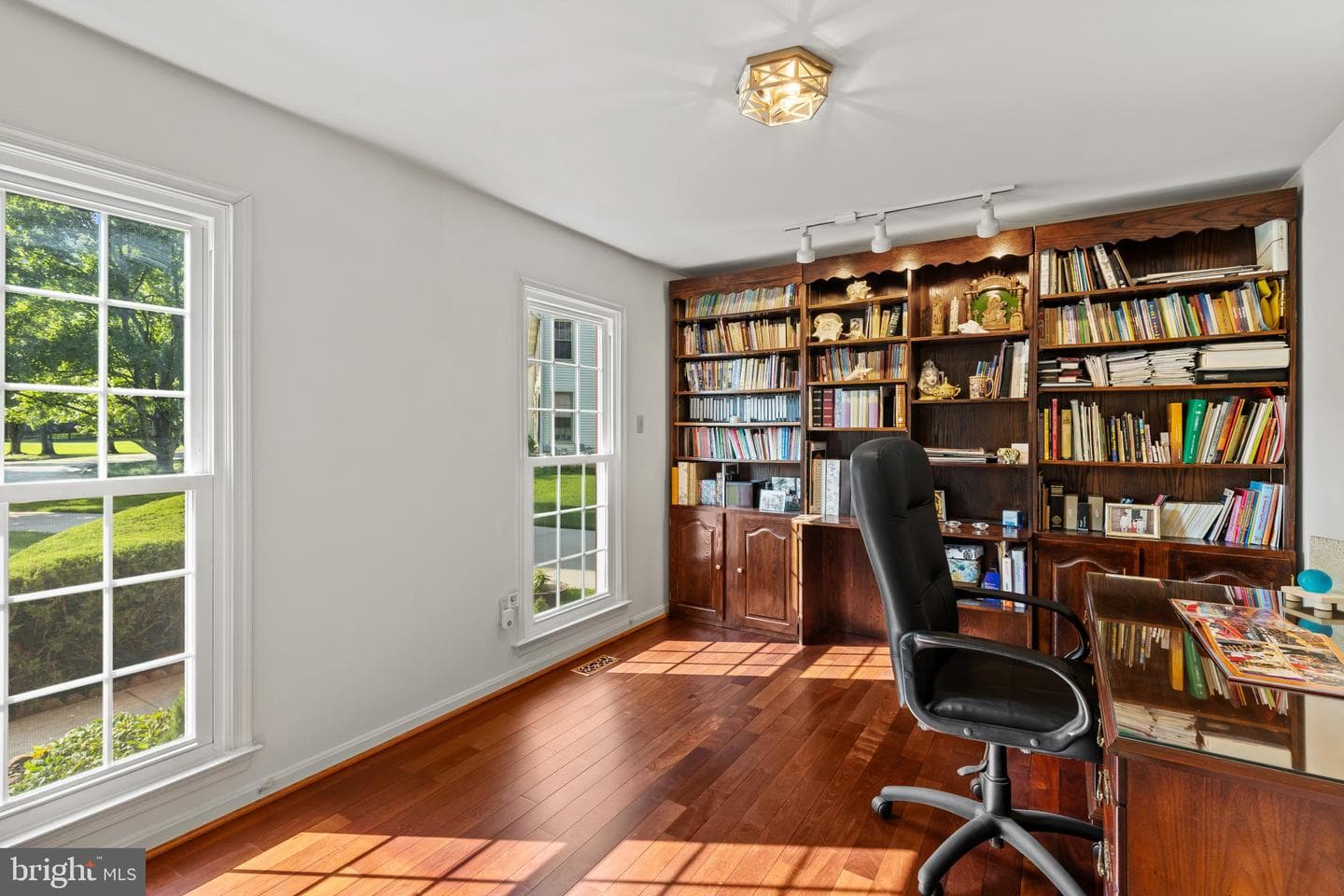 10210 Brightstone Place photo 3
