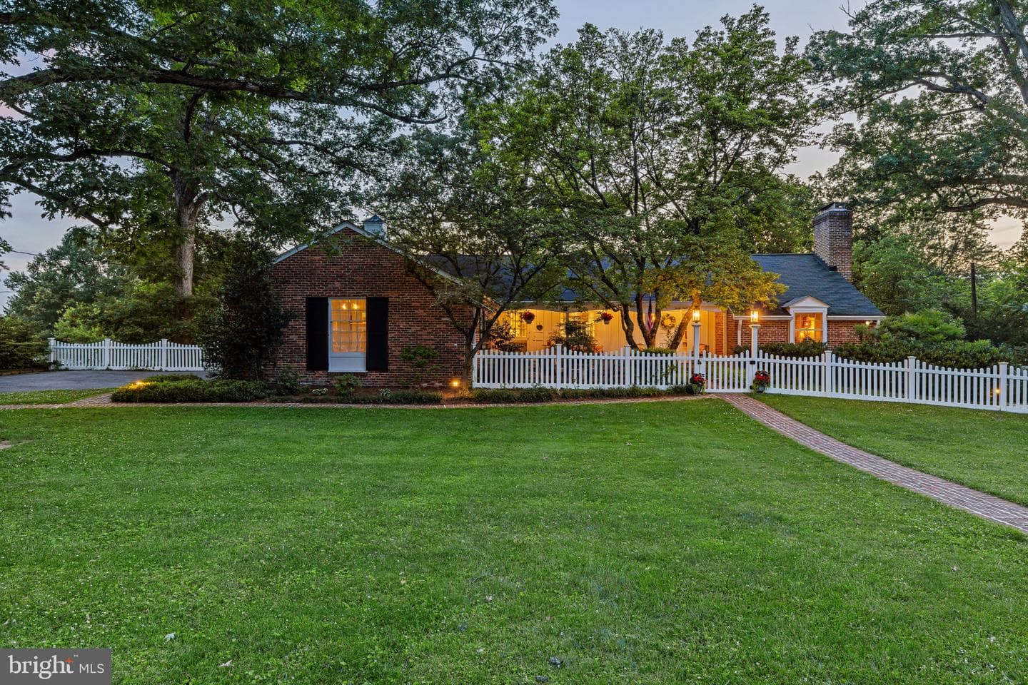 3802 Chatham Road photo 4