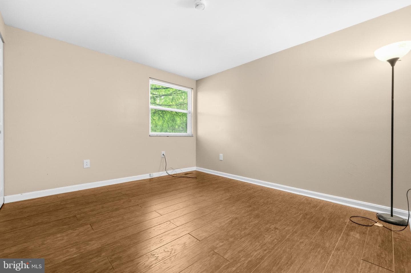 9076 Goldamber Garth photo 23