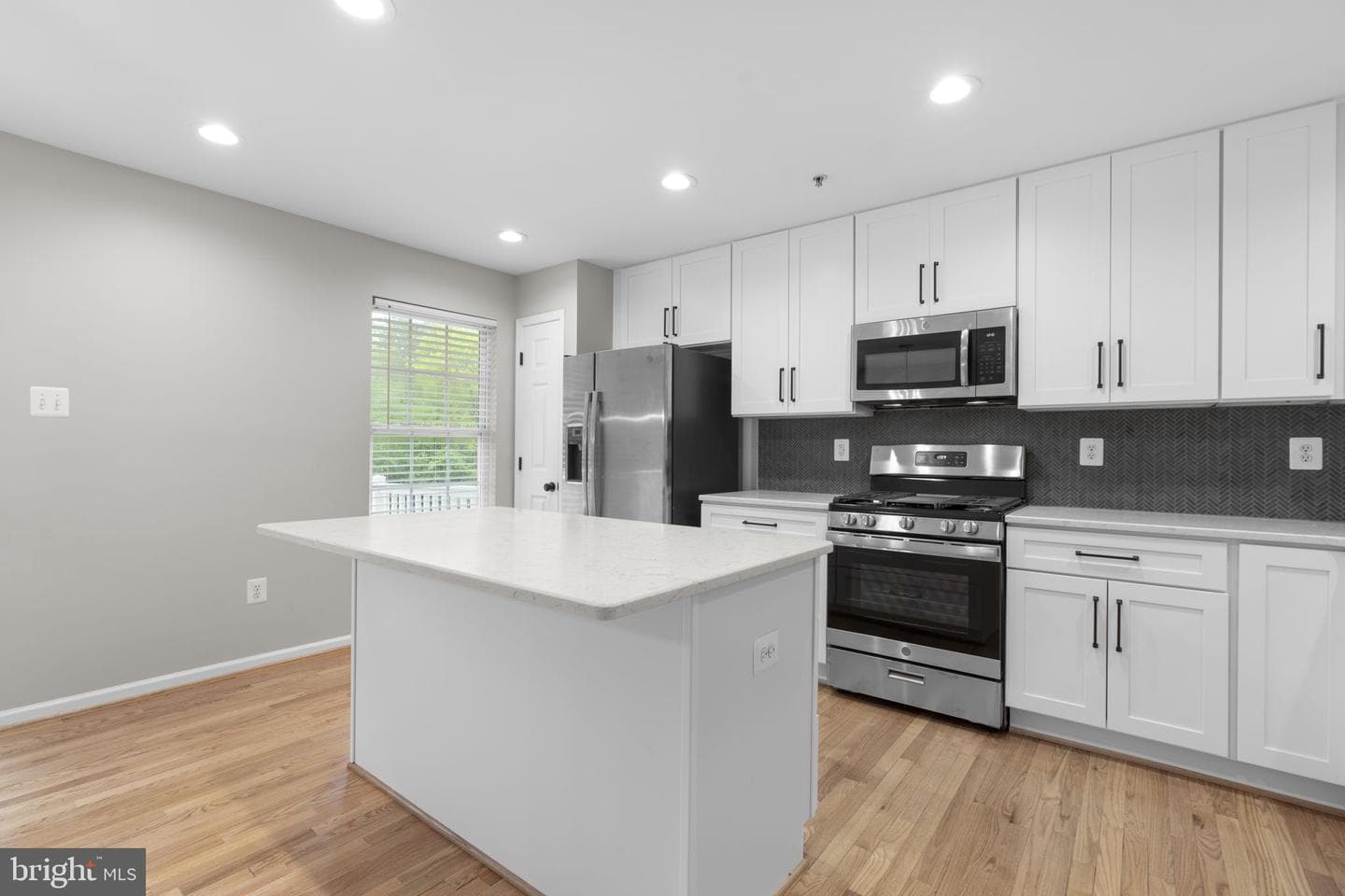 7710 English Oak Circle #13 photo 12