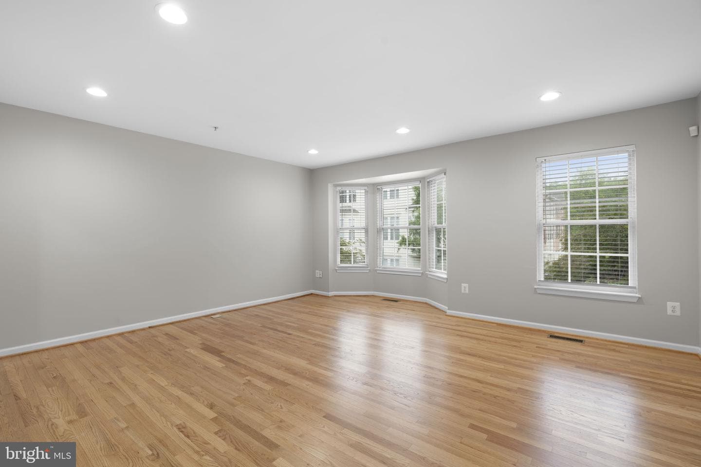 7710 English Oak Circle #13 photo 9