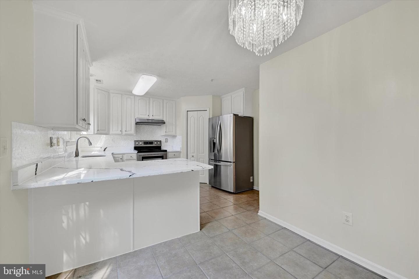 3325 Hollow Court photo 15