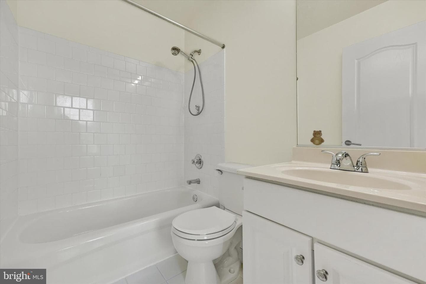 3325 Hollow Court photo 27