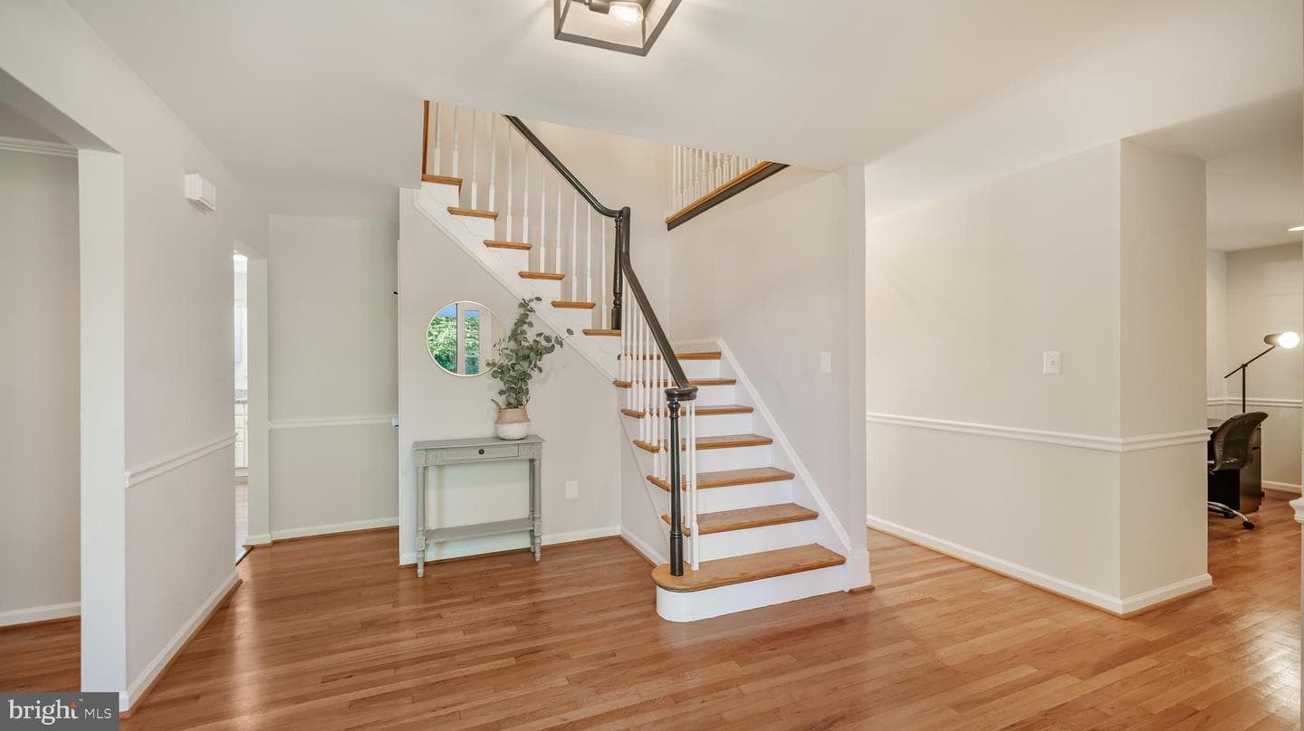 9179 Furrow Avenue photo 3