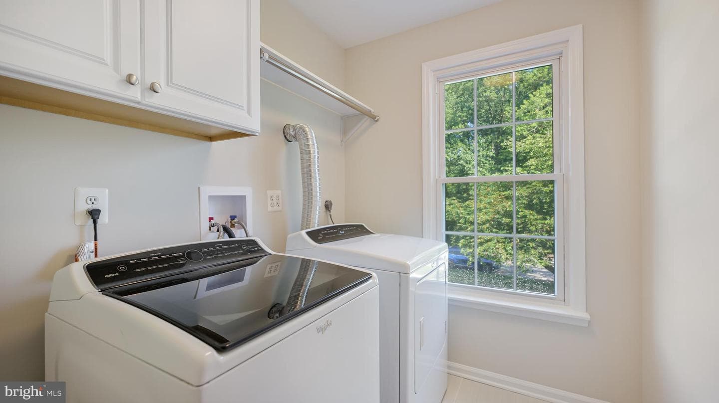 9179 Furrow Avenue photo 34
