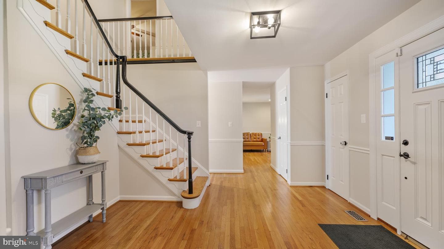9179 Furrow Avenue photo 4